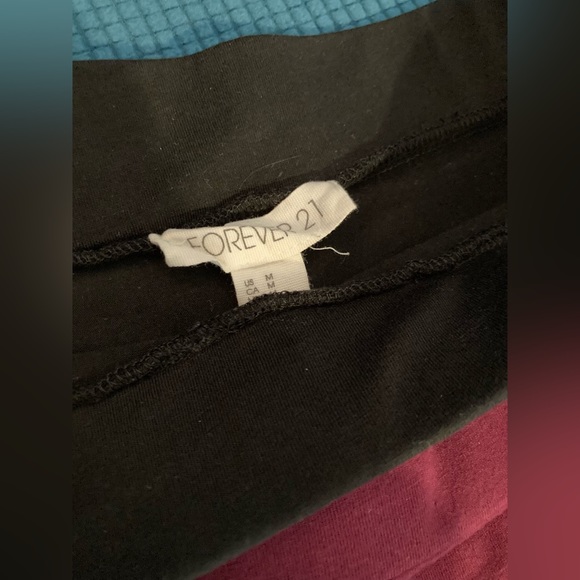 ❣️$5 Deal❣️ F21 Bundle of 2 Mini Skirts - Picture 8 of 9